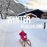 80 M2, Fuer Bis 6 Personen Mit Tollem Skigebiet, Zentral Und Doch Ruhig Appartamento Waidring